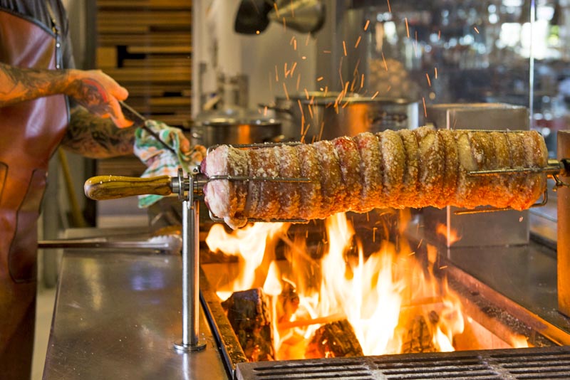https://www.ogilviegroup.com/wp-content/uploads/2016/11/Noosa-Restaurant-Grill-Woodfire-4.jpg